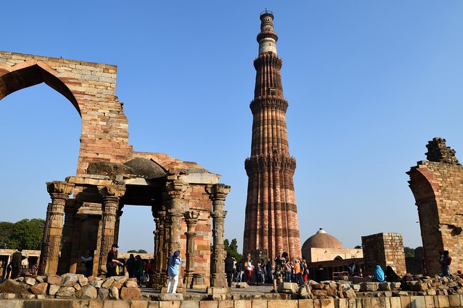 1 Day Delhi and 1 Day Agra Tour From Delhi with Taj Mahal Sunrise - With Hotels - Agra Fort: The Other Mughal Power Move