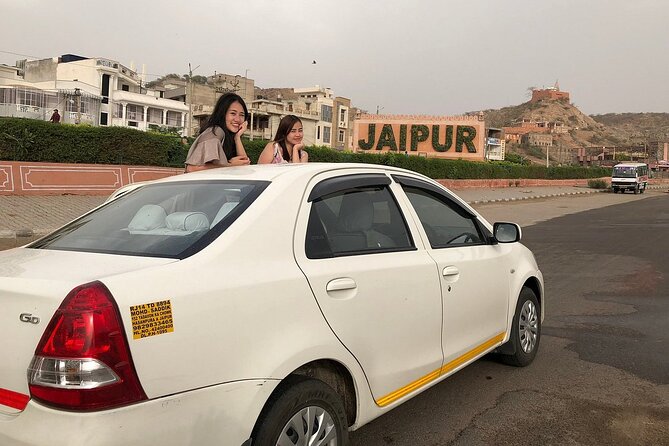 2-Day Private Jaipur City Tour - Private AC car and an English-speaking driver: the real value in Jaipur