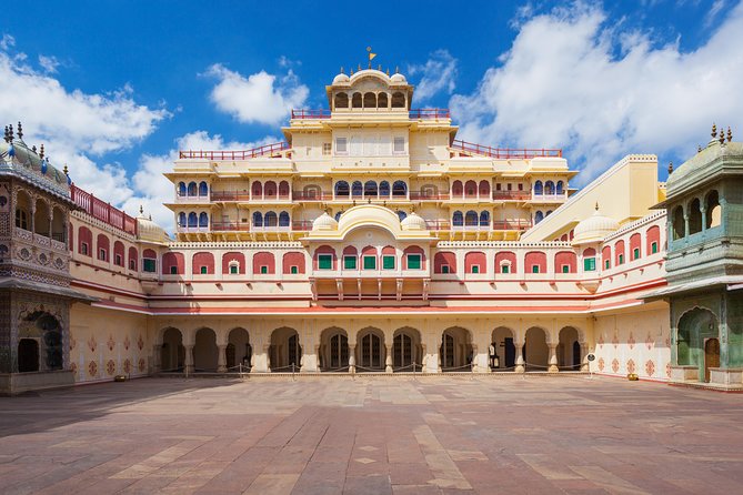 2-Day Private Tour of Jaipur from Delhi: City Palace, Hawa Mahal and Amber Fort - City Palace of Jaipur and the Chandra Mahal Museum
