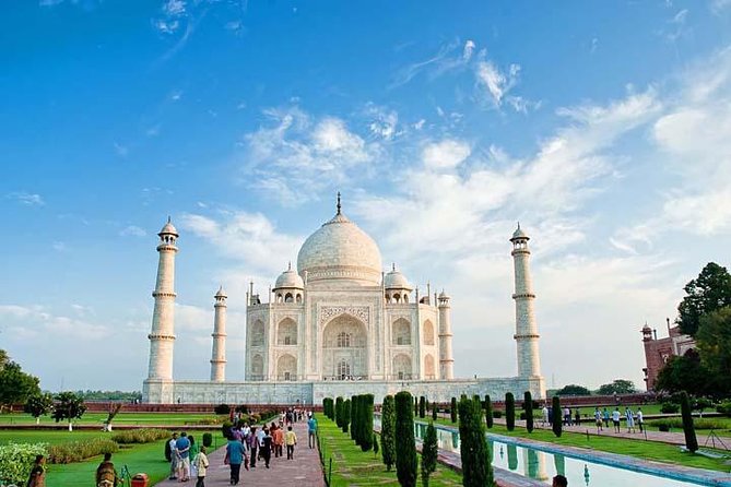 2 Days Overnight Taj Mahal & Agra Tour From Delhi - Private Pickup, Yamuna Expressway Drive, and Getting Oriented Fast