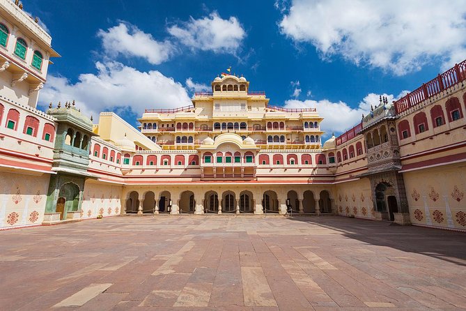2 Days Private Tour to Jaipur - Drivers who double as guides: the real quality boost