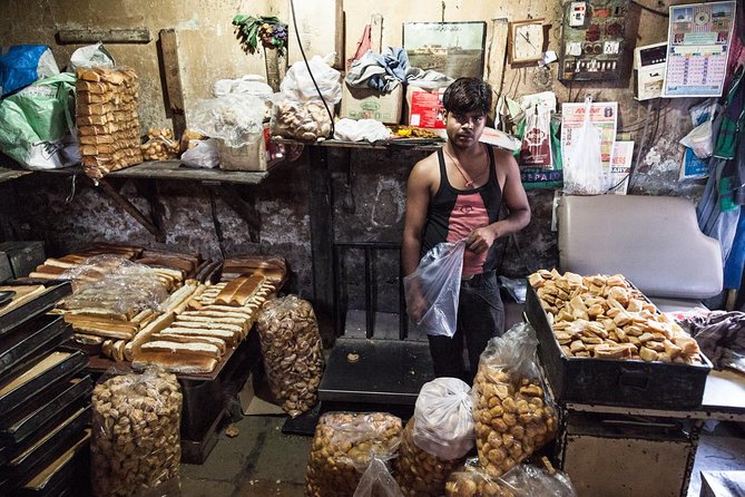 2-Hour Guided Tour of Dharavi - The industrial side: bakeries, workshops, and craft work close to home