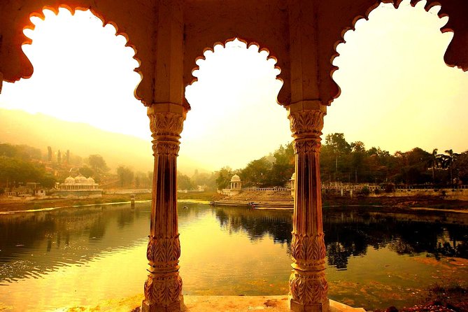 20-Day Cultural Heritage Tour of Rajasthan from New Delhi - Udaipur by air, then Jodhpur by road: the forts pace is worth it