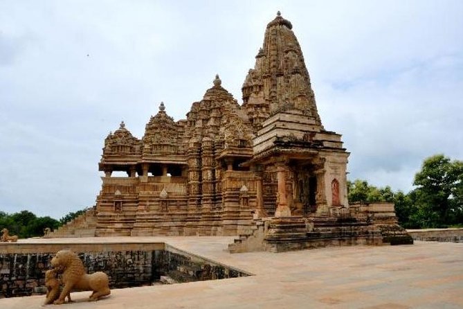 20-Day Cultural Heritage Tour of Rajasthan from New Delhi - Jaisalmer and the Thar desert night: camel ride plus tent calm