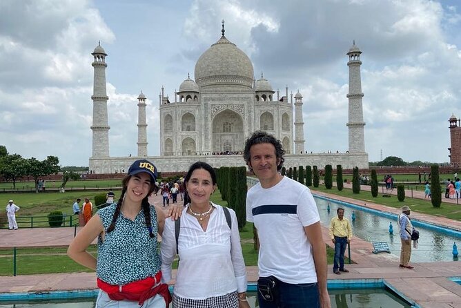 3-Day Luxury Golden Triangle Tour: New Delhi, Agra & Jaipur - Day 3 Jaipur: Amber Fort, City Palace, Jantar Mantar, plus the Hawa Mahal view