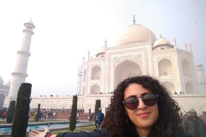 3 Days Express Golden Triangle Tour India - Day 1 in Agra Fort and Itimad-ud-Daulah, Mughal stories before the crowds