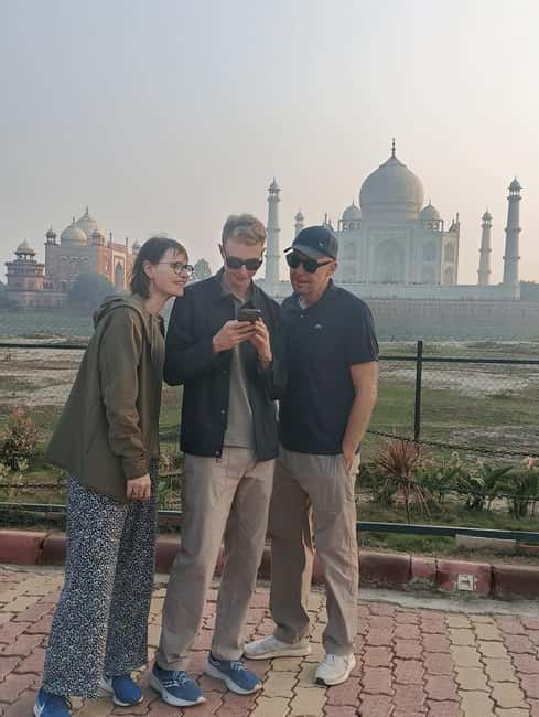 4-Day Luxury Golden Triangle Tour to Delhi,Agra and Jaipur - Jaipur Day 3: Amber Fort, Hawa Mahal, and Jantar Mantar