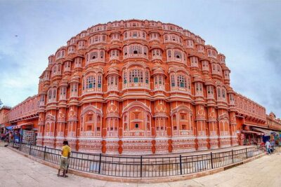 4 Days Golden Triangle Tour by AC Transport