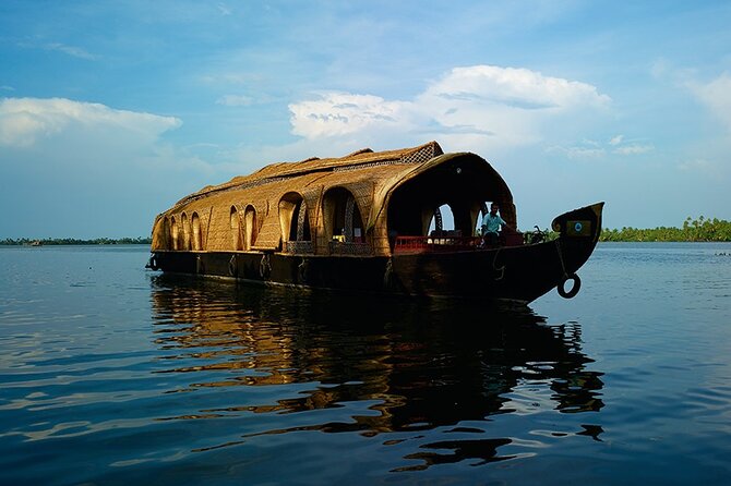 5 Days Luxury Kerala Tour with Houseboat Experience - Key highlights worth your attention
