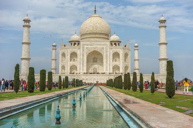 7 - Days Private Golden Triangle Tour with Pushkar - Day 2 Delhi highlights: Chandni Chowk rickshaw, Humayun’s Tomb, Qutub Minar