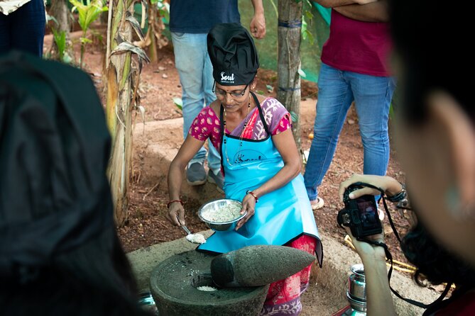 A Culinary Journey With Locals In Chorao Island - Breakfast, Seafood, and the Sinquerim Beach Angle