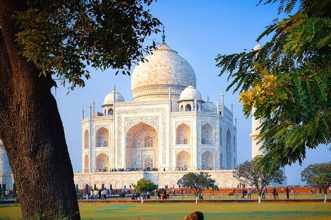 Access to the Taj Mahal skipping the Queue - Taj Mahal Tickets - Taj Mahal entry without the slow grind