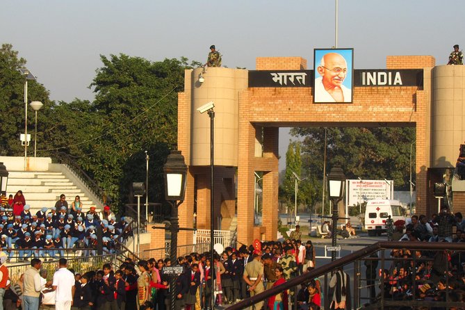 Affordable Amritsar airport transfer - Meet Your Driver at Amritsar Airport Without the Taxi Hunt