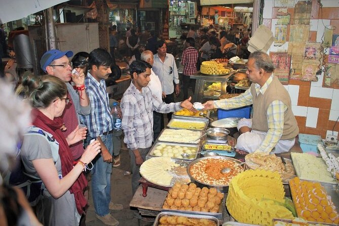 Agra Evening Food Walk & Market Tour with Private Local Guide - Sadar Bazaar: the shopping district for fabrics and leather goods
