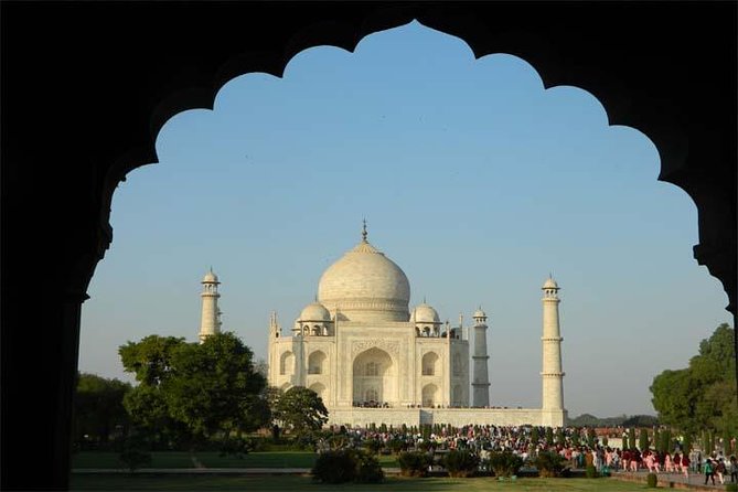 Agra Half-Day Tour of Taj Mahal and Agra Fort - Hotel pickup, private vehicle transport, and what that means on the ground