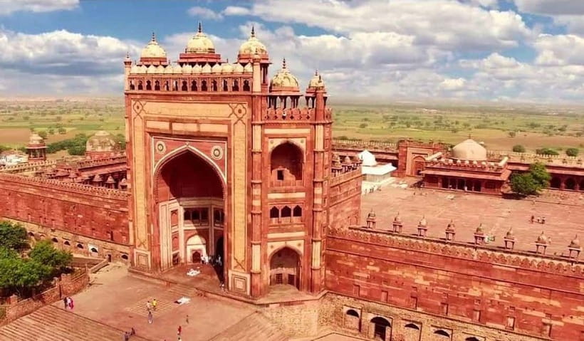 Agra Local Sightseeing with Sunrise or Sunset Experience - Is $15 good value once entrances, carts, and extras are considered?