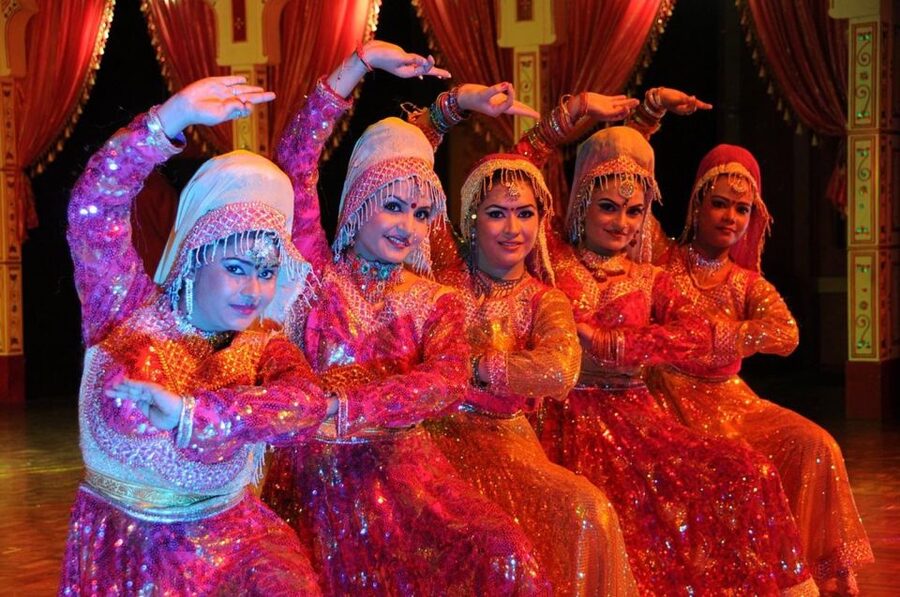 Agra: Mohabbat the Taj show tickets and agra transfers - Seating, pacing, and how the show feels in real time