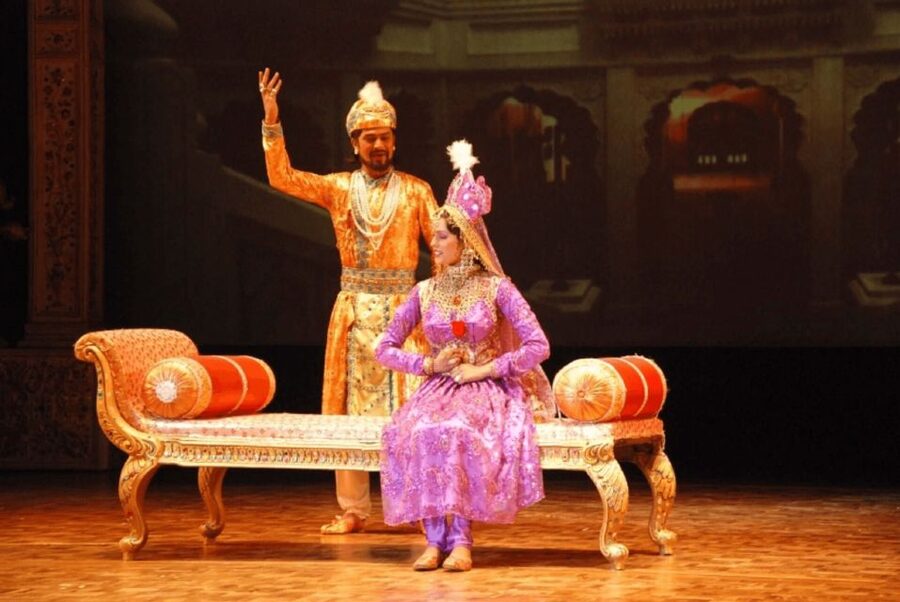 Agra: Mohabbat the Taj show tickets and agra transfers - Price and value: why $49 can make sense