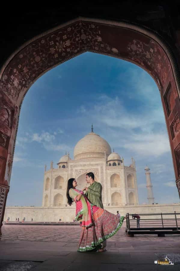Agra: Premier Tour of Taj Mahal & Agra Fort All Inclusive - The Real Value: Express Entry Plus a Guide Who Works the Day