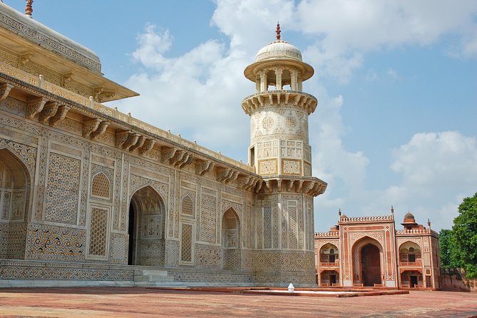 Agra Private City Tour: Customize your own - Agra Fort and Jama Masjid: The “Red Fort” View of Power