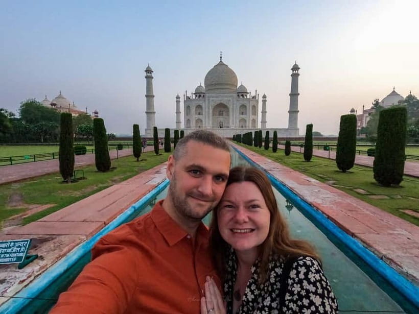 Agra: Skip-the-Line Private Tour of Taj Mahal & Agra Fort - Taj Mahal Entry, Timing, and What a Good Guide Actually Does