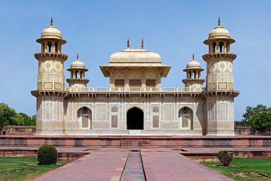 Agra: skip-the-line Sunrise Taj Mahal with Mausoleum Tour - Agra Fort after breakfast, Mughal power beyond the Taj