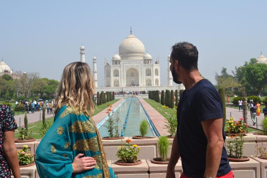 Agra: Skip-the-Line Taj Mahal & Agra Fort Private Tour - What I’d bring and what you should expect at the gates