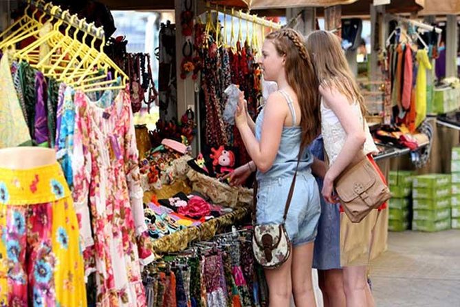 Agra: Street Food and Walk Tour with Spice Market by Tuk-Tuk - Getting Around with Hotel Pickup and Tuk-Tuk Comfort