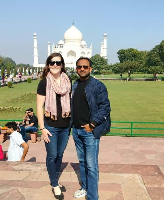 Agra: Taj Mahal, Agra Fort & Baby Taj Guided Day Tour - DoubleTree breakfast and lunch, and how food fits the day