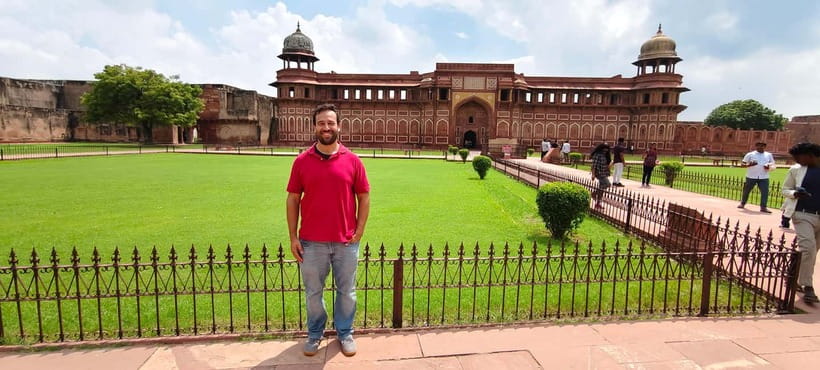 Agra: Taj Mahal, Agra Fort & Fatehpur Sikri Guided Tour - Transport, pacing, and what the 8 to 14 hour window means