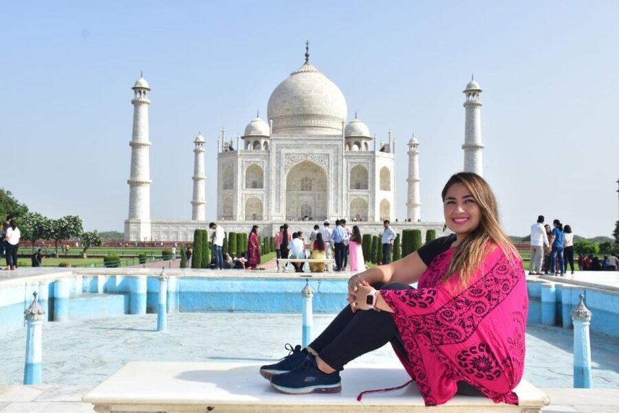 Agra: Taj Mahal & Mausoleum Skip-the-Line Tour with Options - Skip-the-Line Entrance: Why the First Hour Matters