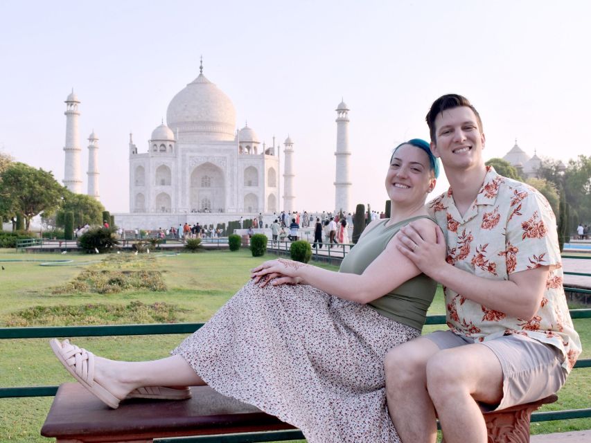 Agra: Taj Mahal Skip-The-Line, Agra Fort & Baby Taj Tour - Included vs not included, so there are no surprises