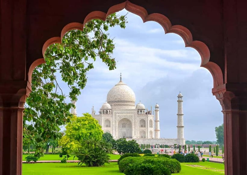 Agra: Taj Mahal Skip-the-Line & Guided Private 3 Hours Tour - Agra Fort Add-On: A Short Stop With Mughal Context