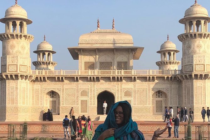 Agra Taj Mahal Tour by Gatimaan Express Train - Taj Mahal at 10:00, With Guided Focus (Admission Not Included)