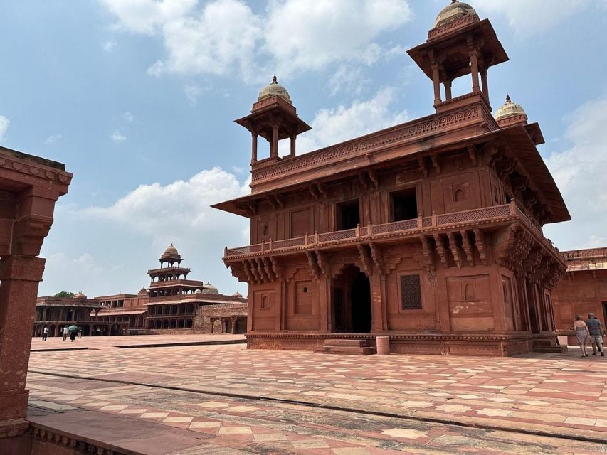 Agra to/from Jaipur with Chandboari Stepwell & Sikri Visits - Fatehpur Sikri: where the guide actually changes what you see