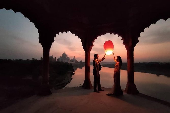 Agra Walking Tour - Agra Fort Railway Station: the most unusual stop on the day
