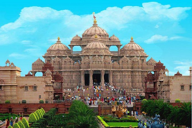 Akshardham Temple Tour Exhibition, Light & Water Show with Transfers - The exhibition route, from Sahajanand Darshan to values you can remember