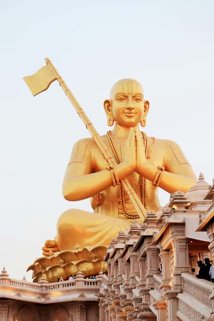All Inclusive Hyderabad Full Or Half Day Tour - Full-day itinerary: adding Chowmahalla, Golconda Fort, and the Qutb Shahi Tombs