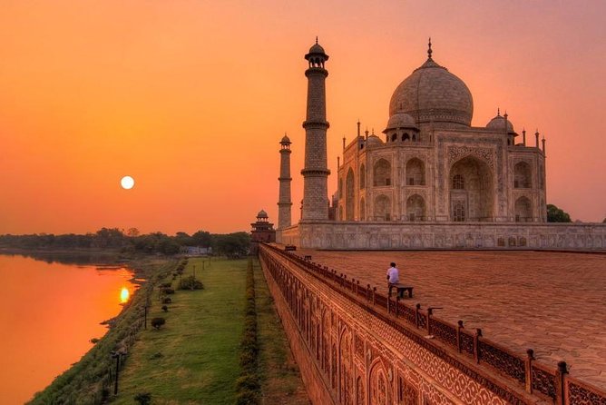 All-Inclusive Private Sunrise Taj Mahal & Agra City Tour - Fatehpur Sikri, the ghost city feel (with golf carts)