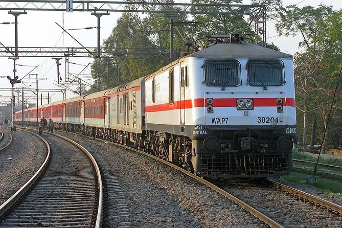 All Inclusive Taj Mahal & Agra Fort Tour from Delhi by Express Train - Agra Fort, Baby Taj, and Mehtab Bagh for Different Vantage Points
