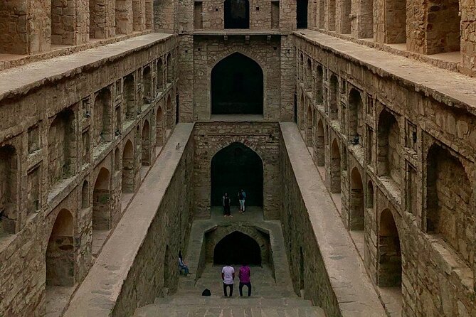 Alluring North India and Rajasthan Tour - Price and value: what $2,400 really includes, and what it does not