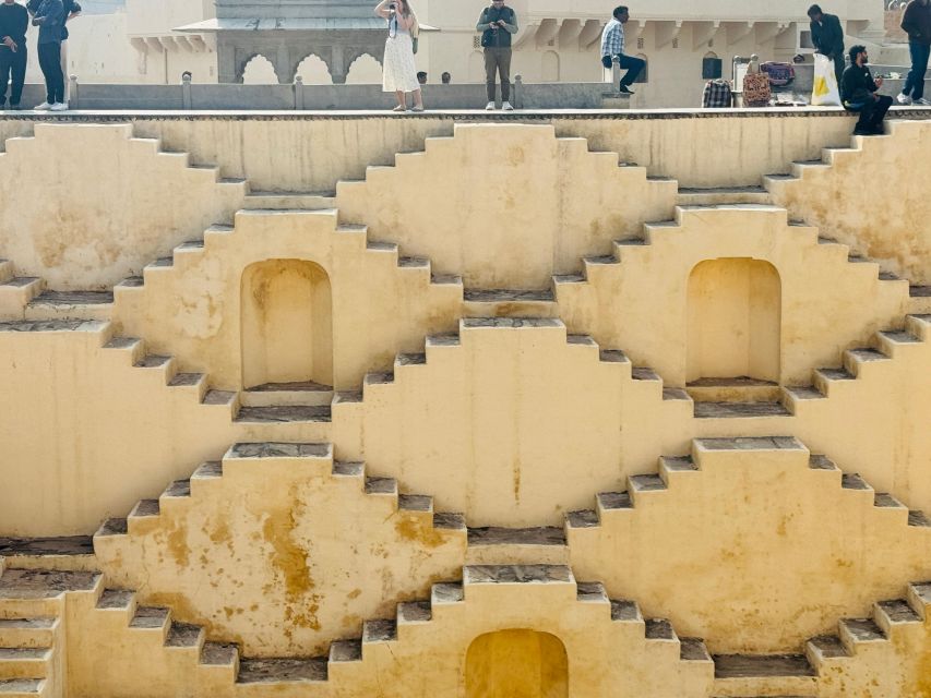Amber Fort & Jaipur City Tour- Half or Full Day (with Guide) - Panna Meena Ka Kund: the stepwell that cools your brain and your feet