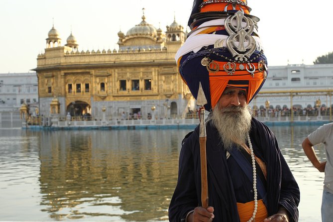 Amritsar 1 Day Tour (Golden Temple, Jallianwala Bagh, Wagah Border & Shopping) - Drivers and service style: the human factor