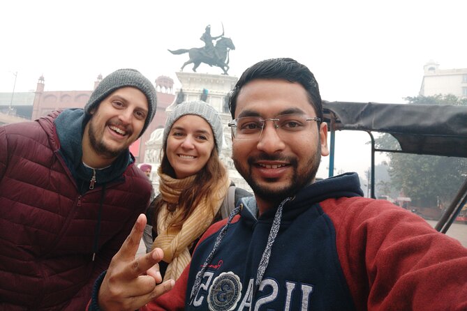 Amritsar Heritage Walking Tour - Guru Bazar Lanes and Baba Bohar: The Street-Level Amritsar Moment