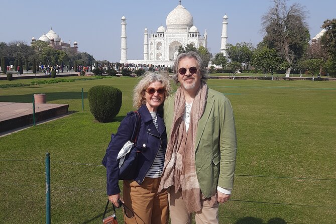 Approved Tour Guide Available In Agra. - Lunch and the shop question you should ask