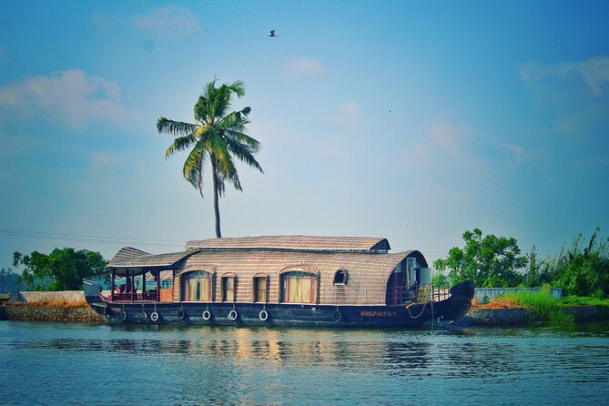 Athirappilly Falls & Premium Pool Villa Stay in Bethel Heritage - Key Highlights You’ll Care About Most
