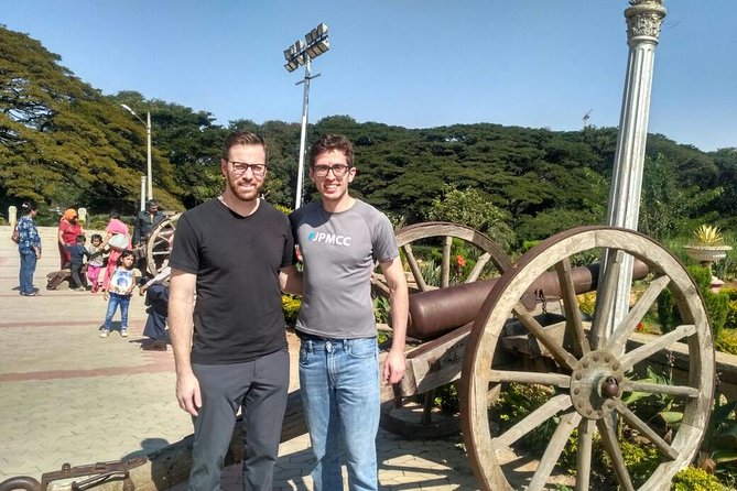Bangalore city tour with English guide & multi language support - Lunch and entrance fees: where the value shows up