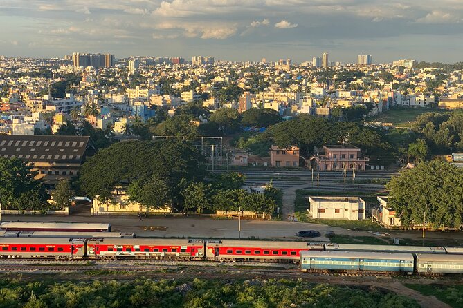 Bangalore in a Day: Private Guided Full-Day Sightseeing Tour - Vidhana Soudha and Attara Kacheri: Quick Government-Style Viewing