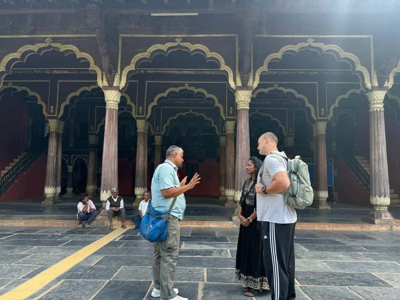 Bangalore: Palace, Temples, Fort & Markets Walking Tour - Price and value at $32: what’s included and where you may pay extra