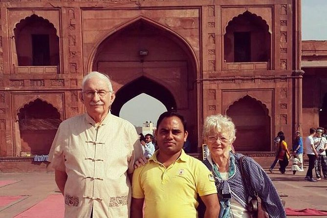 Best of Delhi and Taj Mahal: 1 Day Agra and 1 Day Delhi Tour - Humayun’s Tomb and Qutub Minar: UNESCO grandeur that your guide can translate